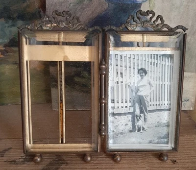 Cadre double photo ancien miroir biseauté style Napoléon 3 à décor de noeuds - Photo 1/4