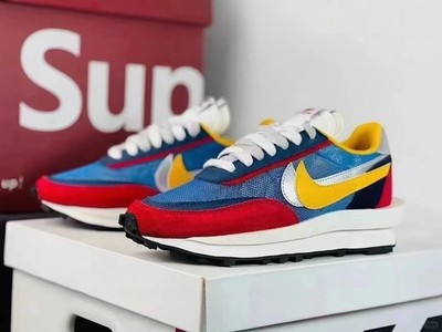 BV0073-400 Men s Shoes Sacai x Nike LDV Waffle Varsity Blue
