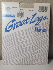 90s Great Legs By HANES Silkiest Sheer Sandalfoot Style 697- color PEARL Size CD