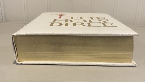 The Holy Bible: New American Bible Catholic Family Edition (1992, White Leather) - Bild 4 von 6