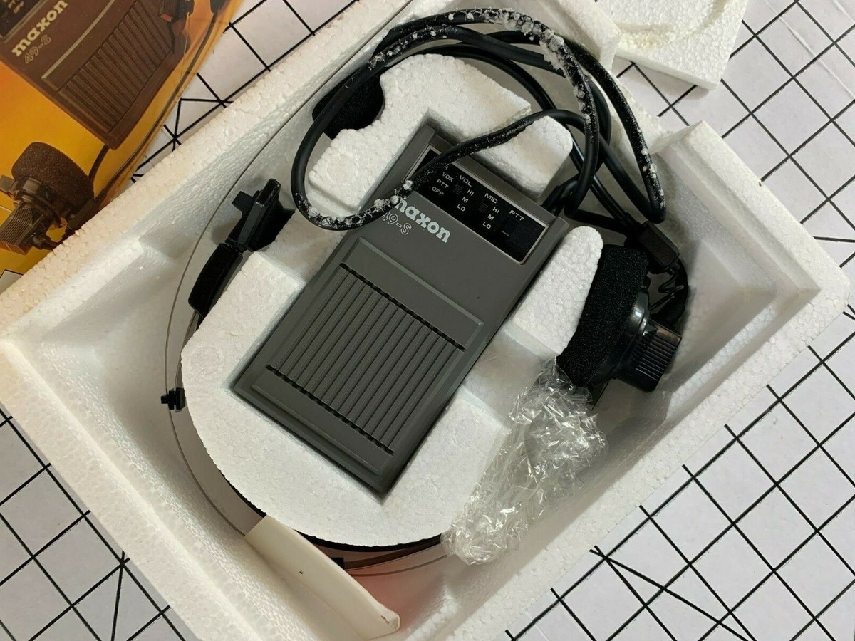 Vintage 70s 80s Maxon Hands Free Communicator Radio Walkie Talkie