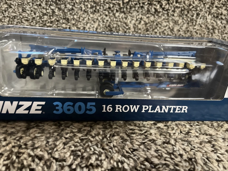 2023 SPECCAST 1:64 *KINZE* Model 3605 TWIN-LINE *16 ROW PLANTER NEW!! - Image 2 of 2