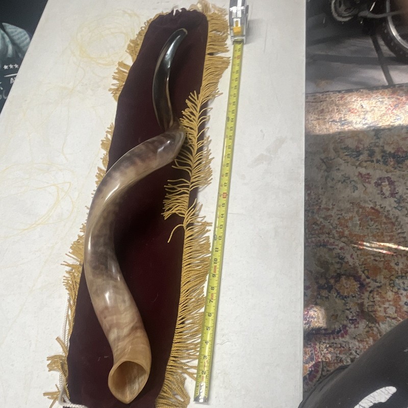 Judaica Ram Horn Shofar with Velvet Fringe Display Mat/Pillow Stand 34+ inches