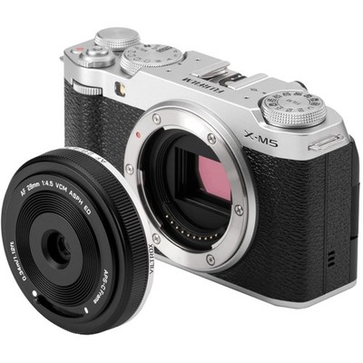 Compact 28mm f4.5 X-Mount Lens for Fuji