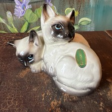 Beswick England Siamese Cats Year 1978 Vintage Figurine