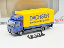 Herpa 281348 Dachser MB Atego 04 815 Pritschen Planen Lkw mit Ladebordwand