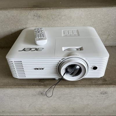 Acer H6542ABDi DLP-Projektor 1080P, Wireless,  4000 ANSI-Lumen, 17 h -wie neu!