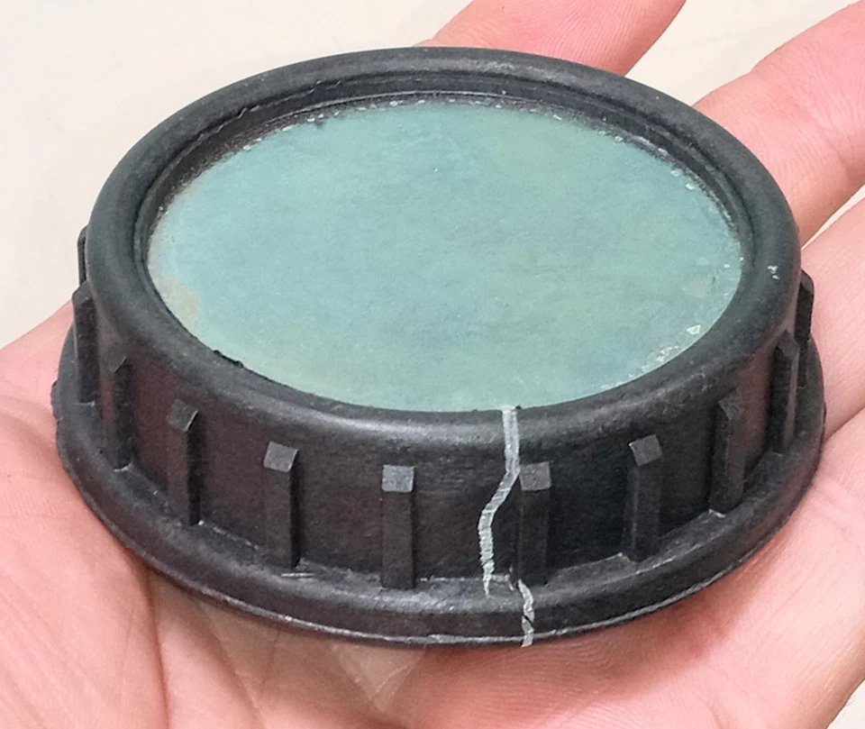 Tapa de gasolina para tanque de combustible Ferrari 365 GTB/4 Daytona_4181665_246_308_Mondial_Testarossa Foto 3 de 4