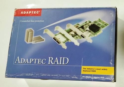 Controladora Adaptec 3085 KIT - SAS/SATA RAID 8 PUERTOS PCI-E X8, 256MB DDR2 - Picture 1 of 4