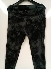 DanSkin Large Athletic Pants With Pockets