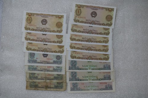 VIETNAM - 15 OLD BANKNOTES B27 #281