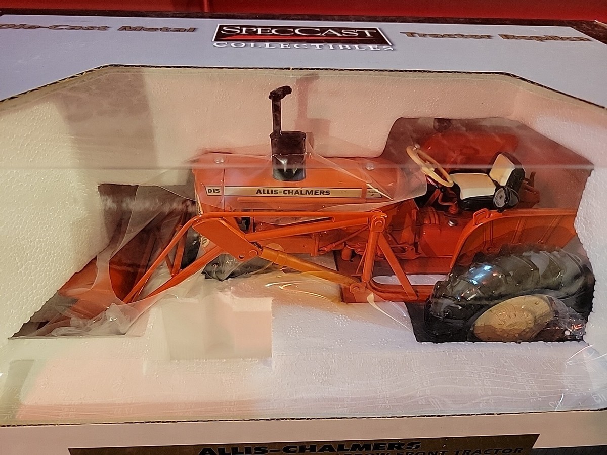 Allis Chalmers D15 w/Loader 1/16 Diecast Farm Tractor Replica by