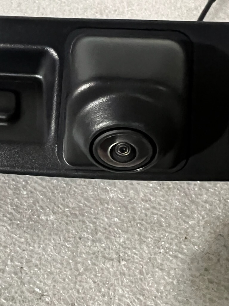 Picture 2 of 3
