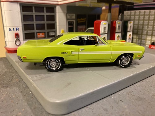 1970 Plymouth GTX, 1:43 scale, Nicely Detailed - Picture 5 of 11