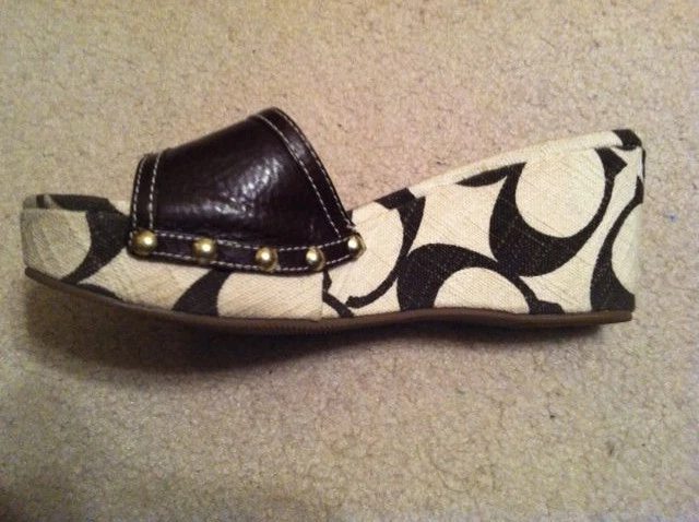 COACH Platform Emilie Sandals Brown Beige Women s Size 8 with