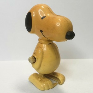 snoopy wind up toy