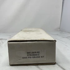STAUFF LIQUID FILLED 6000 PSI GAUGE KIT 900-3938-92