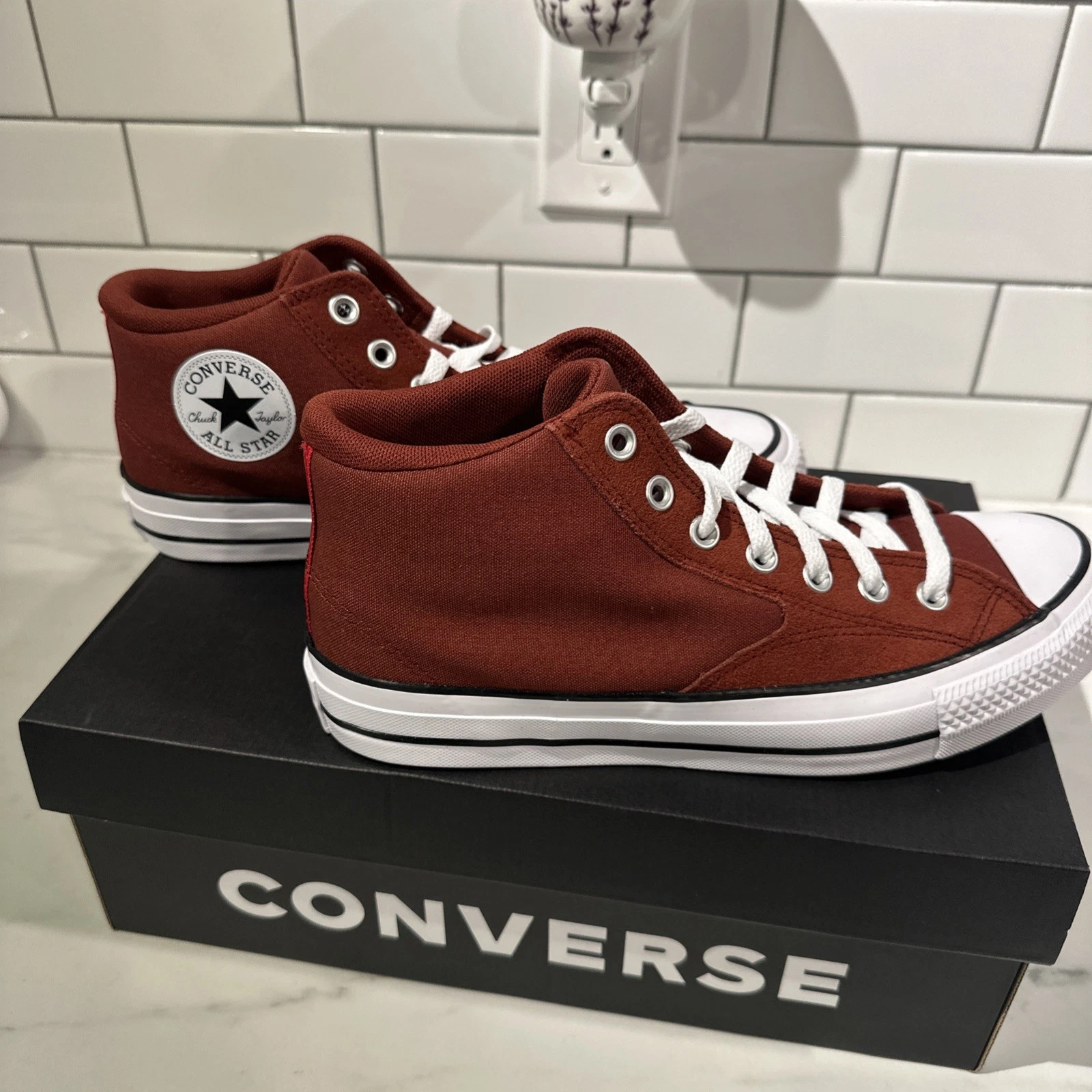 Converse Shoes Men's 8.5 Chuck Taylor Rottin Apple Mid Top CTAS Malden Street