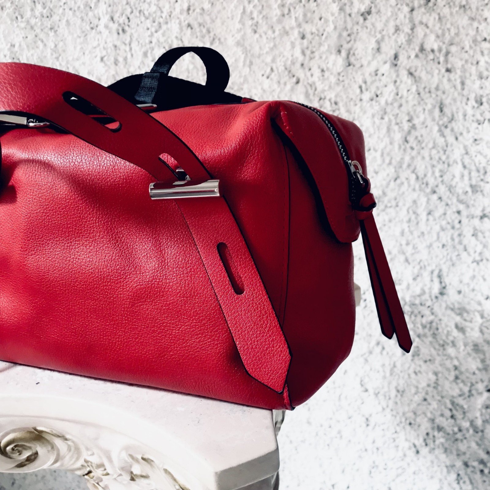 ZARA BASIC SQUARE TOTE BAG RED BLACK SILVER HANDL… - image 6