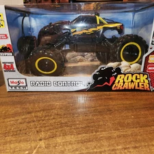 NEW Maisto® Tech R/C Rock Crawler Off-Road Series Truck 4x4 Full Function 27MHZ
