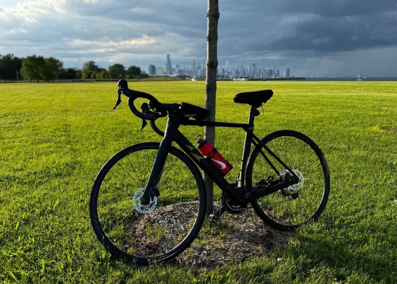 Carbon fiber A2 road bike 2024 + Excellent condition