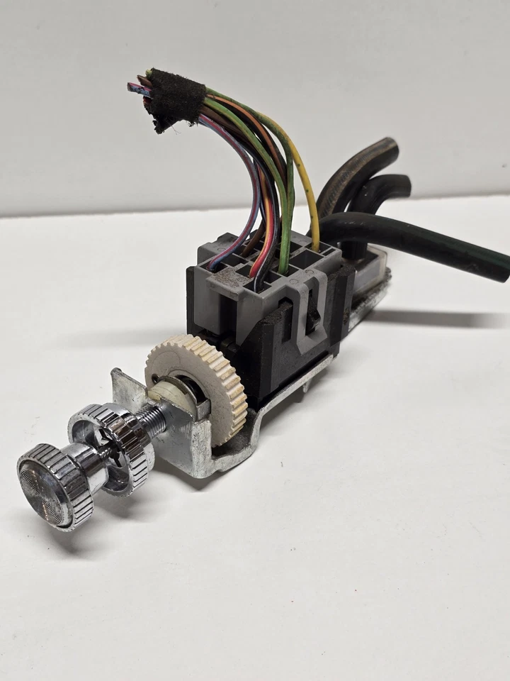 77 78 79 FORD T BIRD LTD II COUGAR OEM VACUUM HEADLIGHT SWITCH 1977 1978 1979 - Image 2 of 4