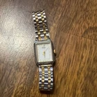 Seiko Tank Watch Women 18mm White Dial Gold Tone Rectangle V401-5129 RO