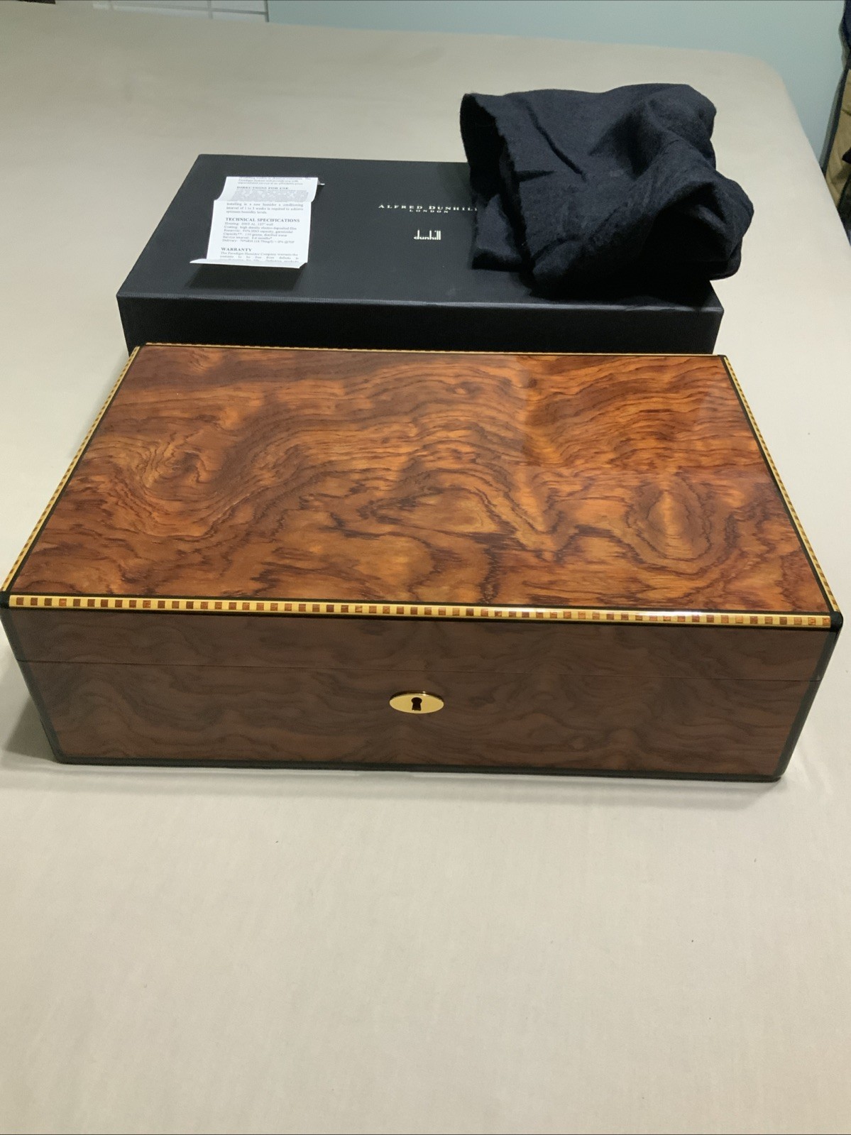 Picture 1 of 20