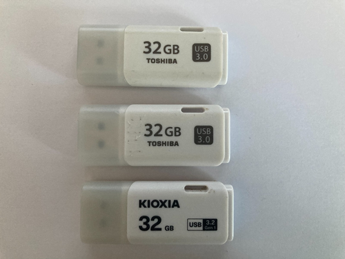 Job Lot 32GB x 3 Toshiba Transmemory USB 3.0 & USB 3.2 Flash Drive Memory Sticks