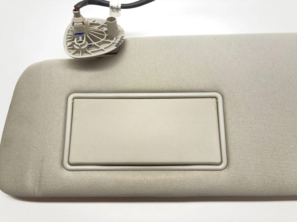 Lighted Sun Visor, 2013-2018 Ram 1500 2500 3500, Driver Side, LH, 1VF25BD1AD - Image 4 of 4