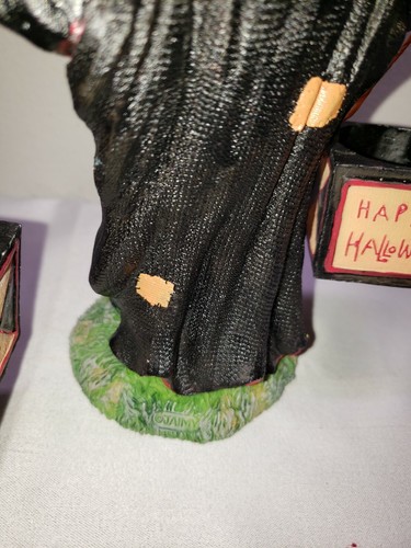 VINTAGE 80s STYLE HALLOWEEN " DRACULA" CANDLE HOLDER - Picture 9 of 12