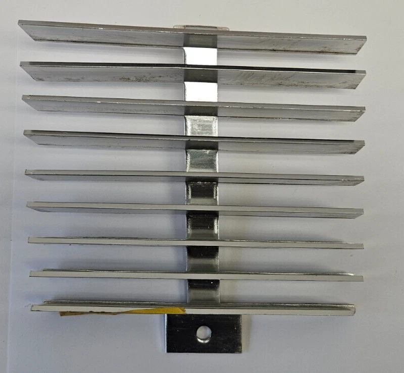 Dodge Polara Matador 1960 8 cilindros centro derecho # 1 barra de rejilla del radiador 1903550 nuevo de stock Foto 3 de 4