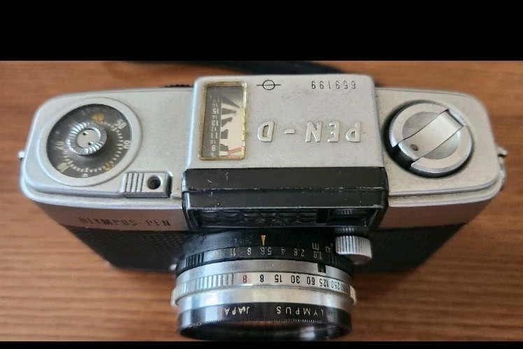 フィルムカメラ【完動品】OLYMPUS Pen D ジャンクで買ったフィルムカメラの描写に夢中 名機『OLYMPUS PEN D』の