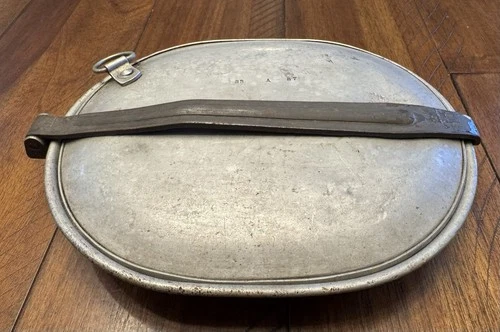 US Military US Army 1918 WW1 Metal Mess Kit Meat Can Dated 1918
