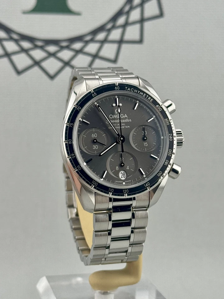 Omega Speedmaster 324.30.38.50.06.001, photo 1 of 5