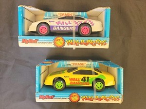 Vtg Lot Of 2 Nylint 1991 Wallbangers Sound Toys 5111 5112 Battery Operated Cars
