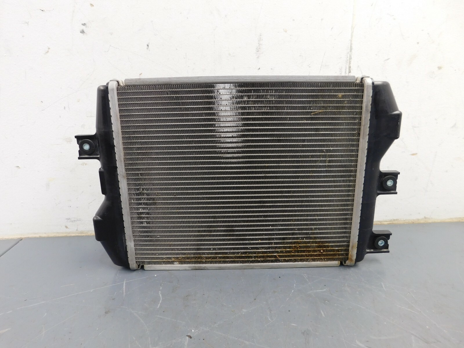 2017 16 - 21 Acura NSX Left Rear Radiator #0295 F4