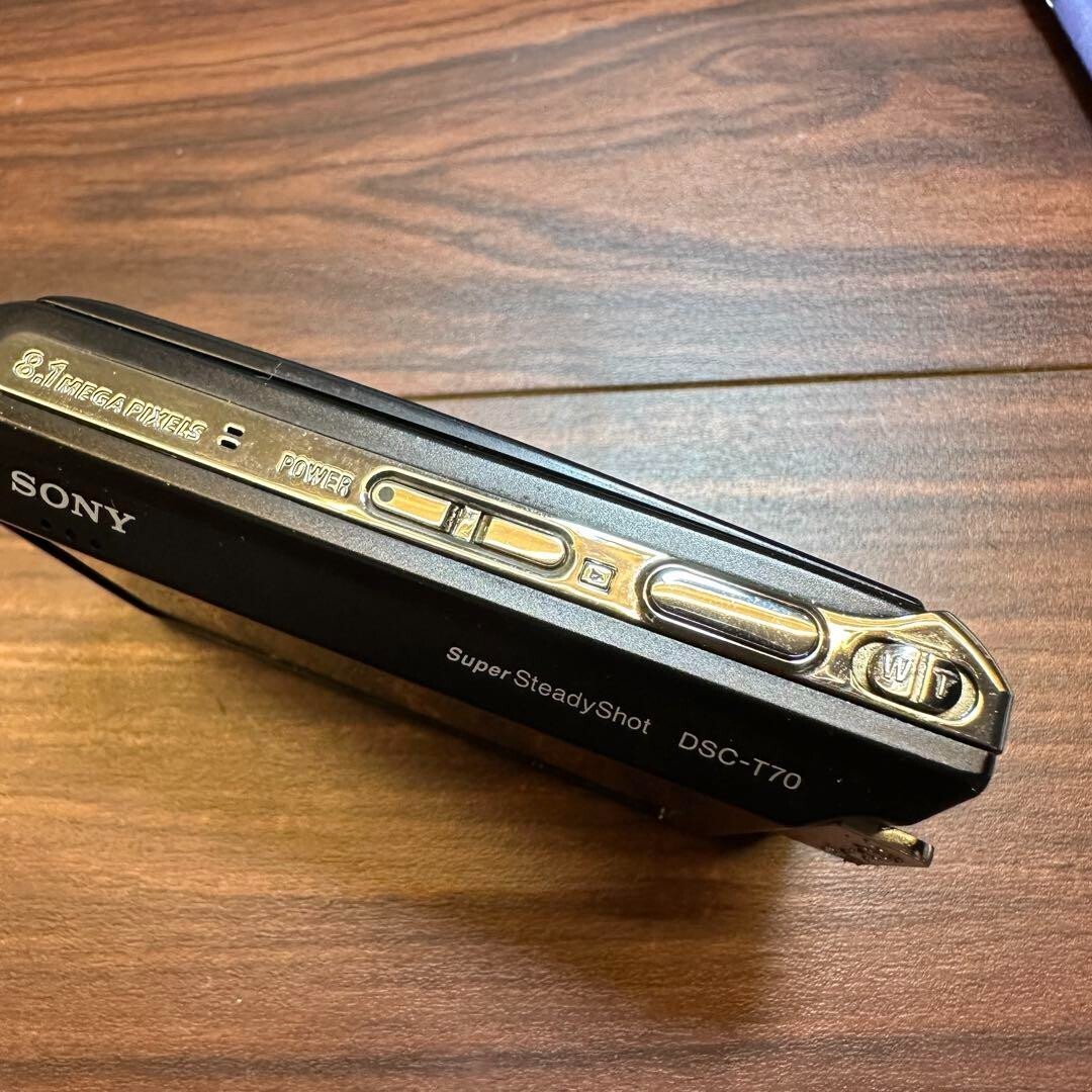 Sony Cyber-shot DSC-T70 8.1MP Digital Camera - Silver for