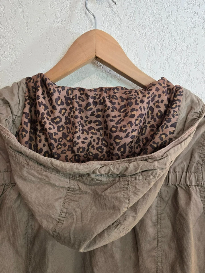 Denim & Co Outerwear Jacket Zipper Animal Print Inside Hood Women Size 6 (UK 10) - Image 3 of 4
