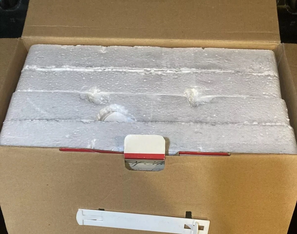 Block Basics 季节歌曲手绘葡萄酒高脚杯眼镜套装 12,带盒 — 第 4/4 张图片