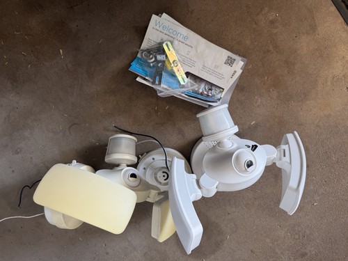 (2) Kuna Camera  LED Floodlight 2-Way App UL White (Read Description)