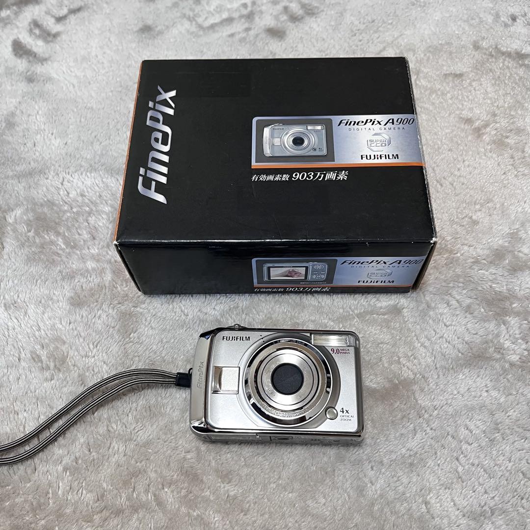 Fujifilm FinePix A900 Compact Digital Camera Silver Used 8.3