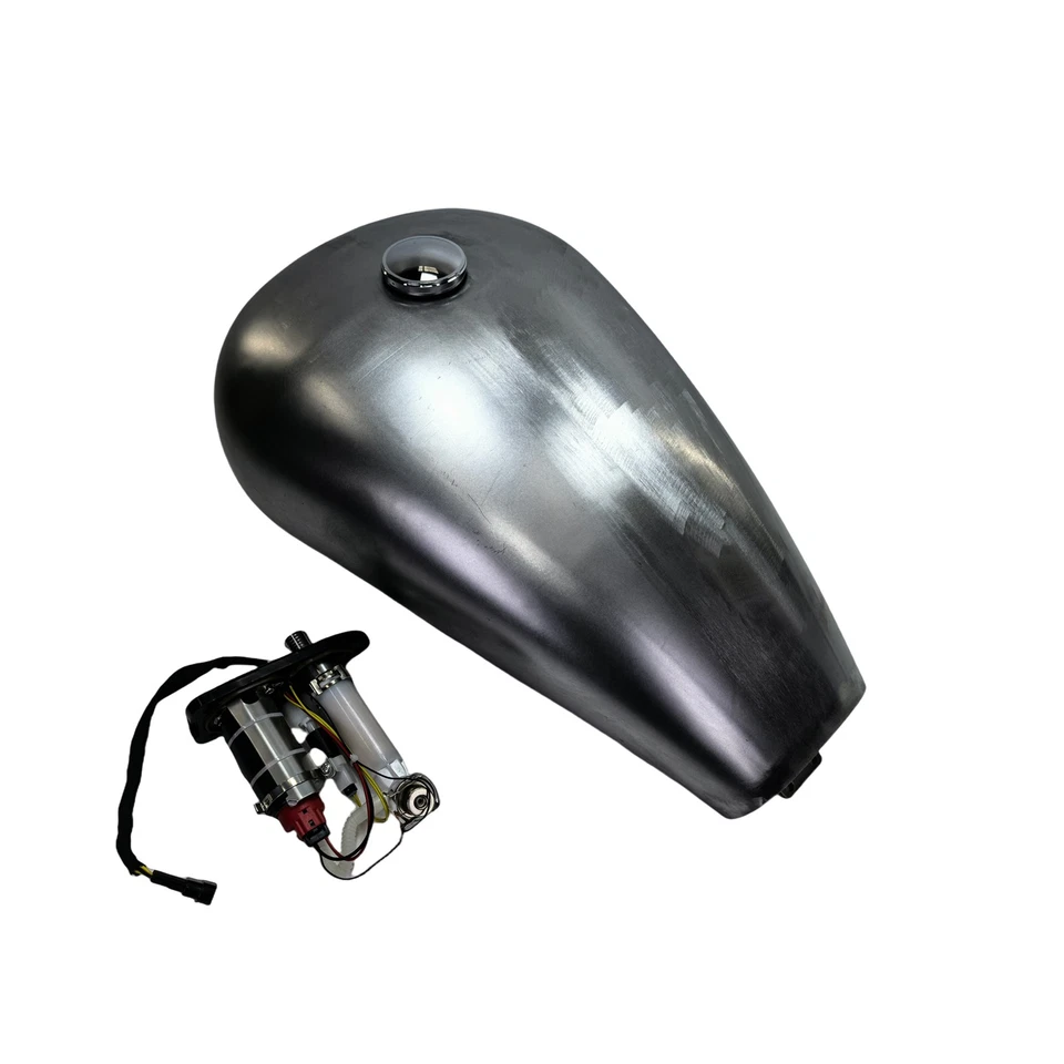 Tanque de combustible de gasolina de motocicleta modificado de 20 L para Harley Softail 2013-2017 2015 Foto 4 de 4