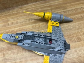 LEGO Star Wars Naboo Starfighter 7877 (incomplete)