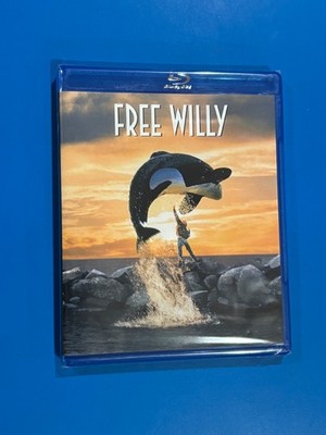FREE WILLY (Blu-ray Disc, 2015)  Factory Sealed