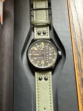 Stuhrling 3916 3 Aviator Day Date Green Leather Strap Mens Watch Japan Movement