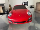 Porshe 911 radio-commandée Echelle 1/10 avec sa batterie et son chargeur