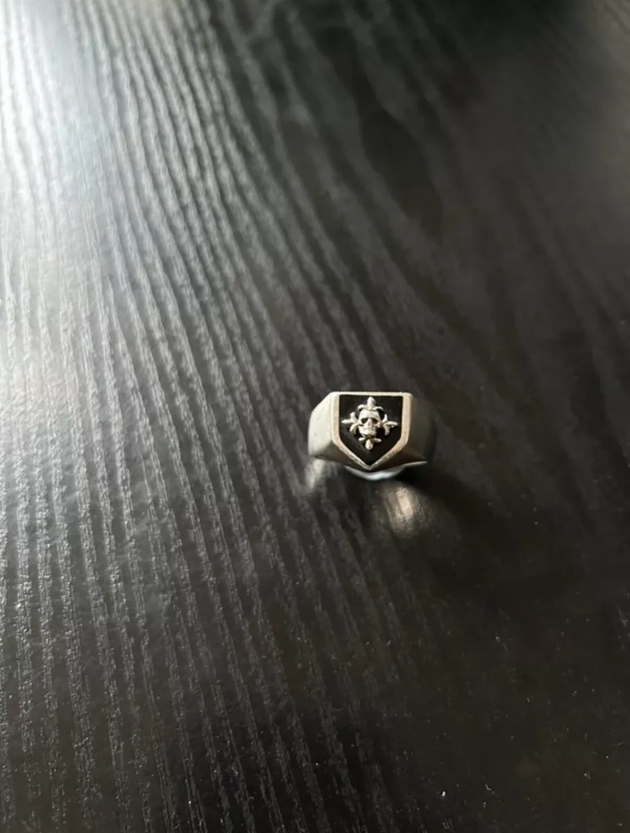 Skull shield ring sale