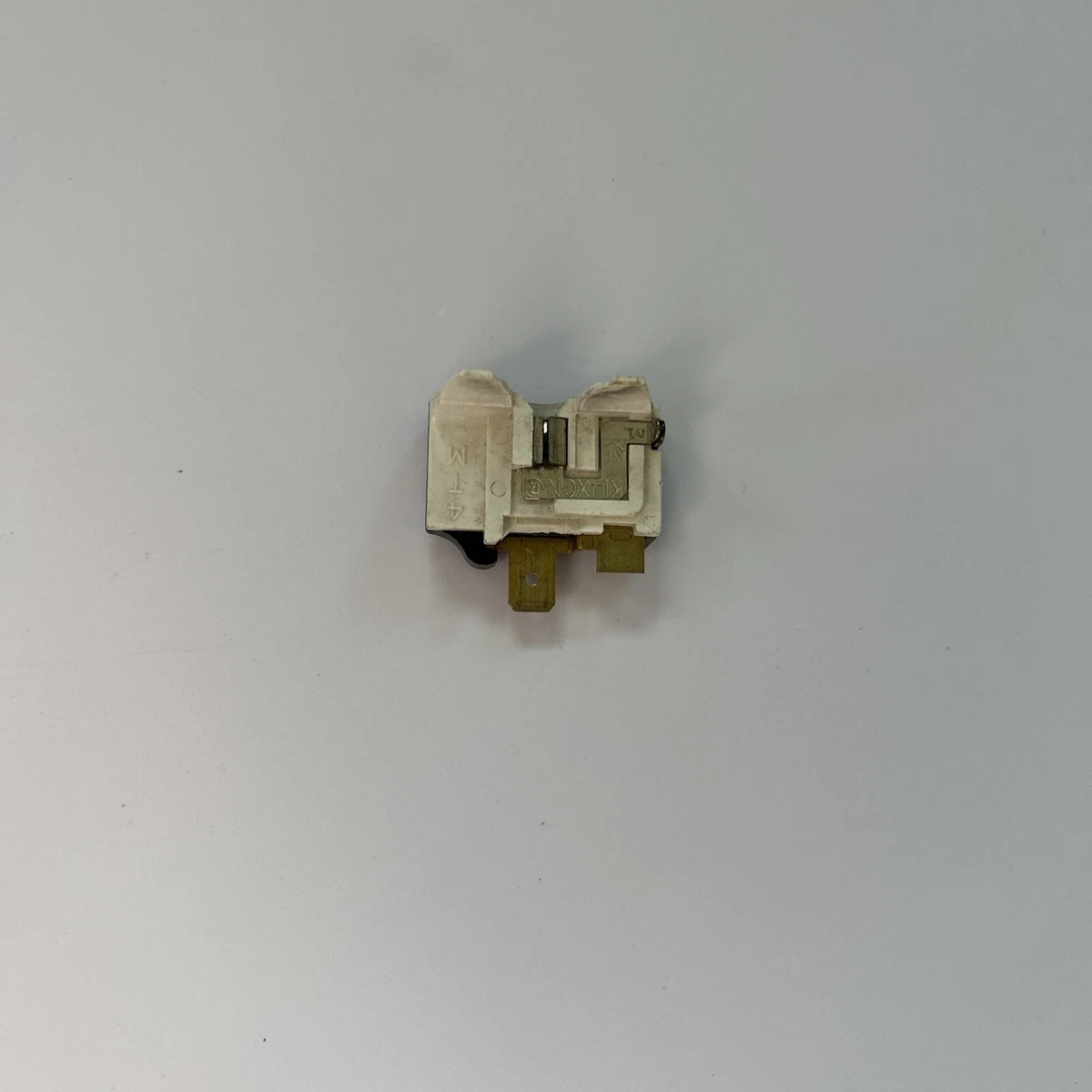R49 762MFBYY 2183456 Overload C LG Electronics Refrigerator - Free 