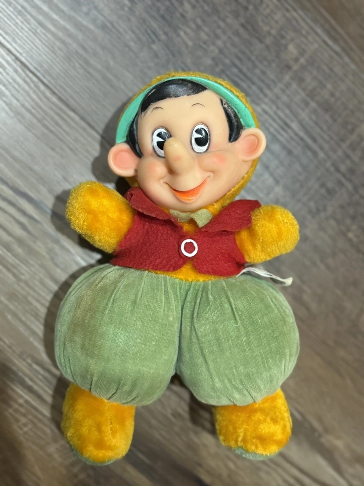 Pinóquio de pelúcia original A Lovable Woolkin - Imagem 2 de 4